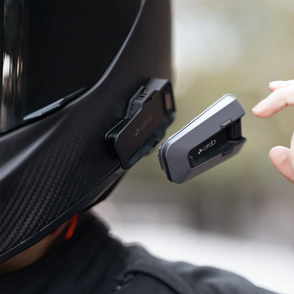 air_mouint_magneticke_uchyceni_cardo_packtalk