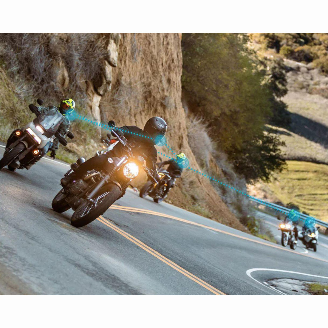 propojeni_intercom_cardo_packtalk