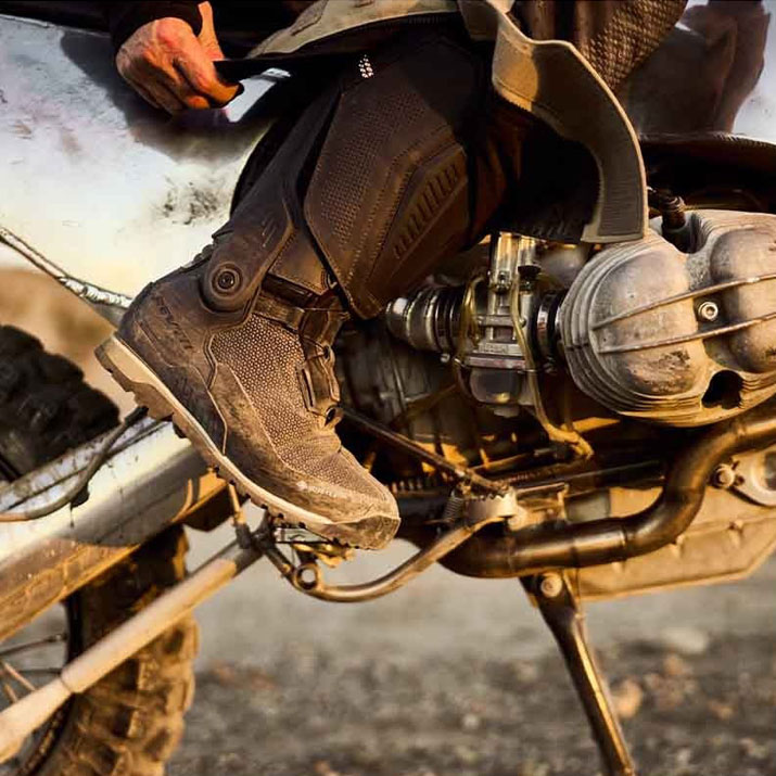 revit_moto_boty_expedition