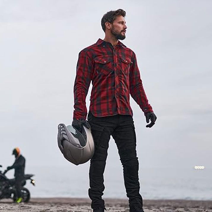 chranic_zad_ramen_loktu_kosile_shima