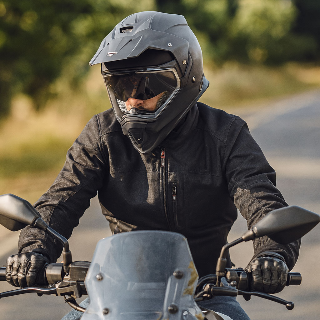 moto_helma_street_racer