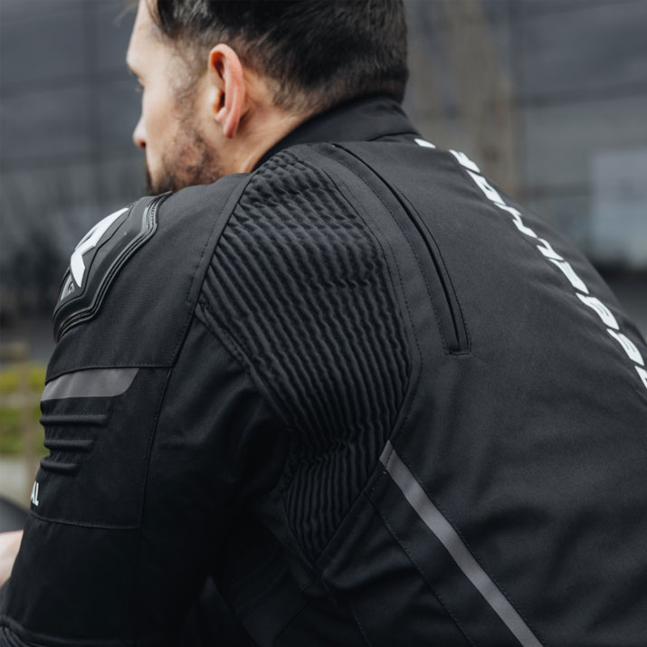 stretch_rebelhorn_vandal_moto_bunda