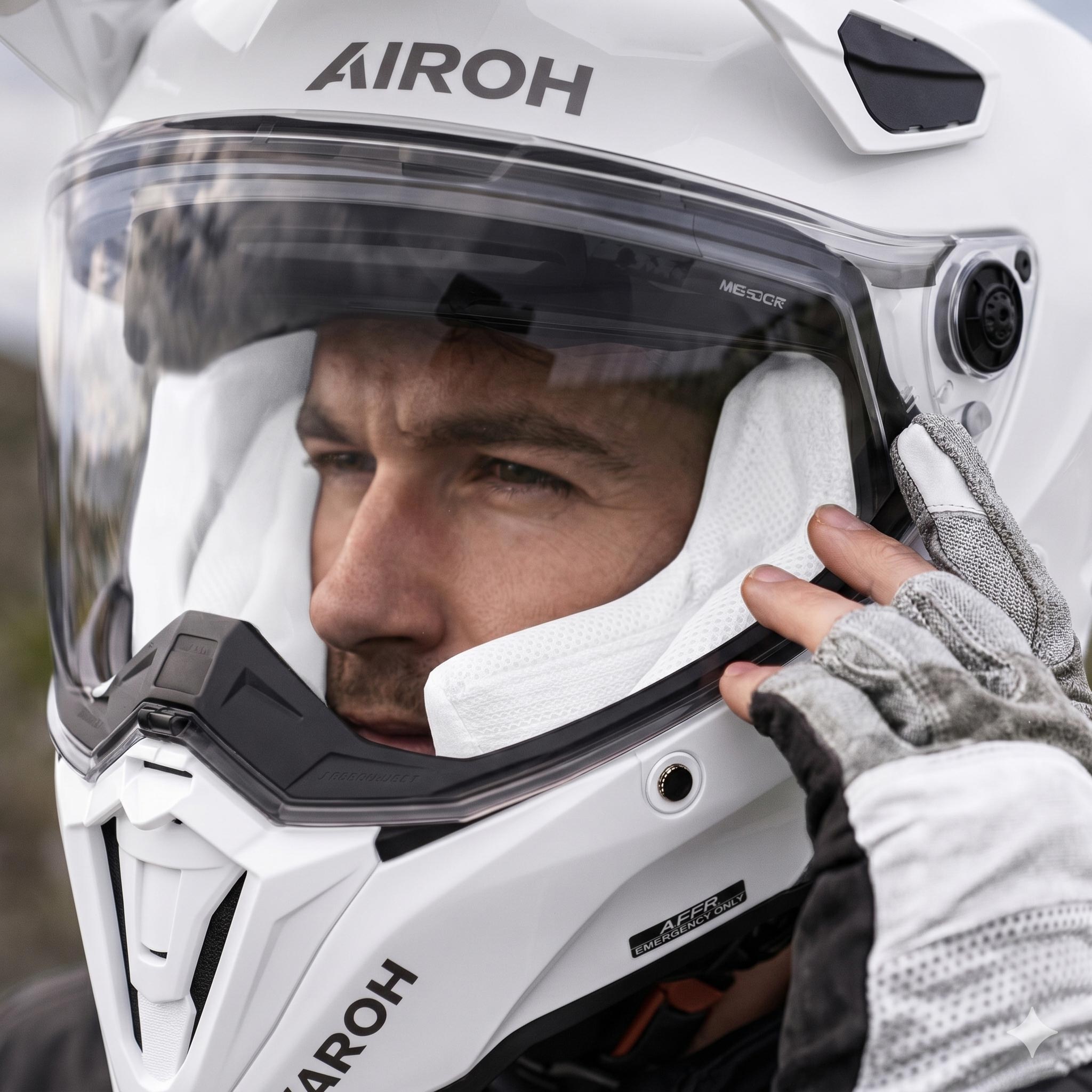 Přilba na motocykl Airoh