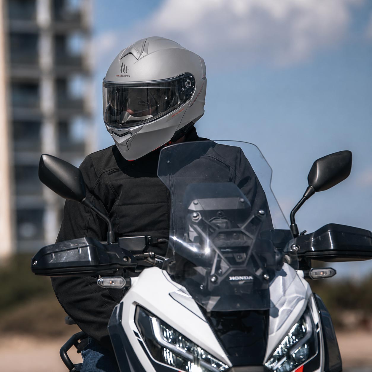 Plexi přilby na moto MT