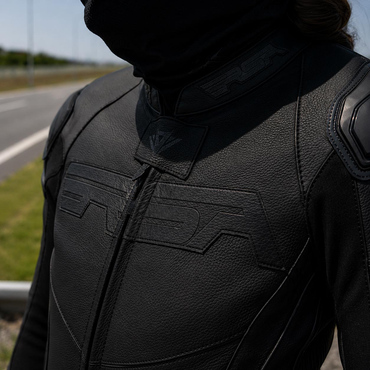 límec kombinézy na moto RSA