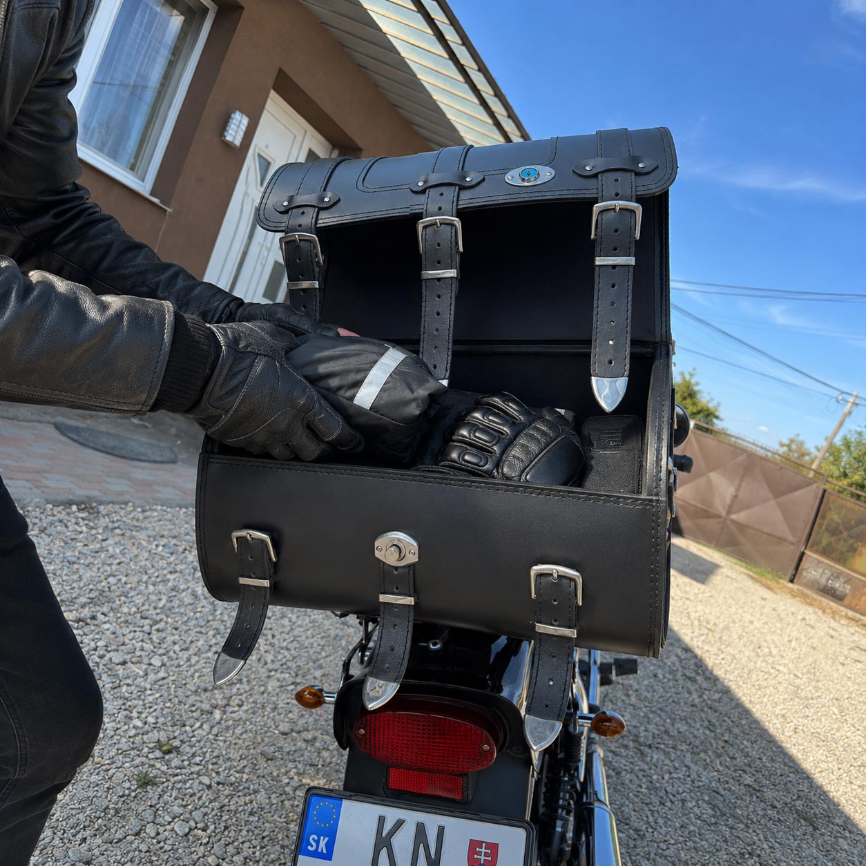 Moto kufr RSA
