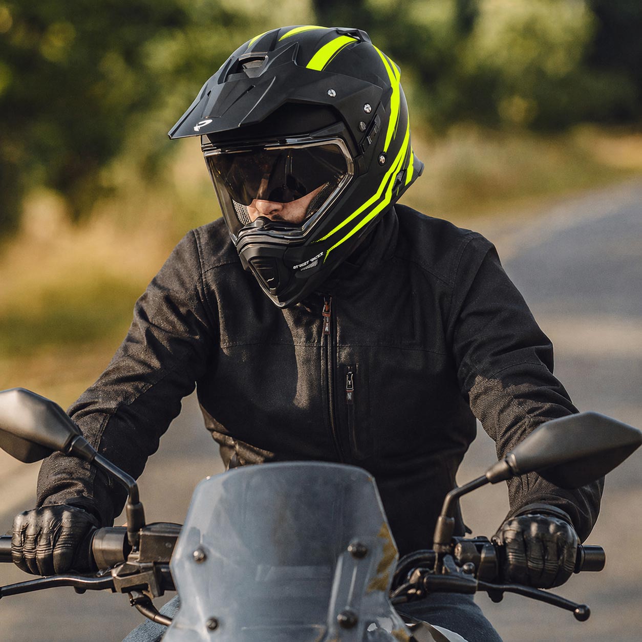 moto_helma_street_racer