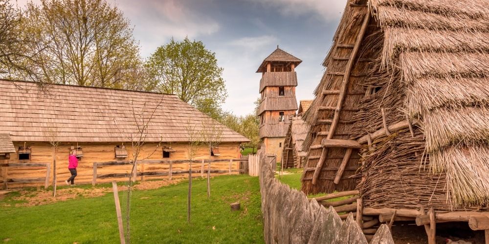 Modrá – Archeoskanzen