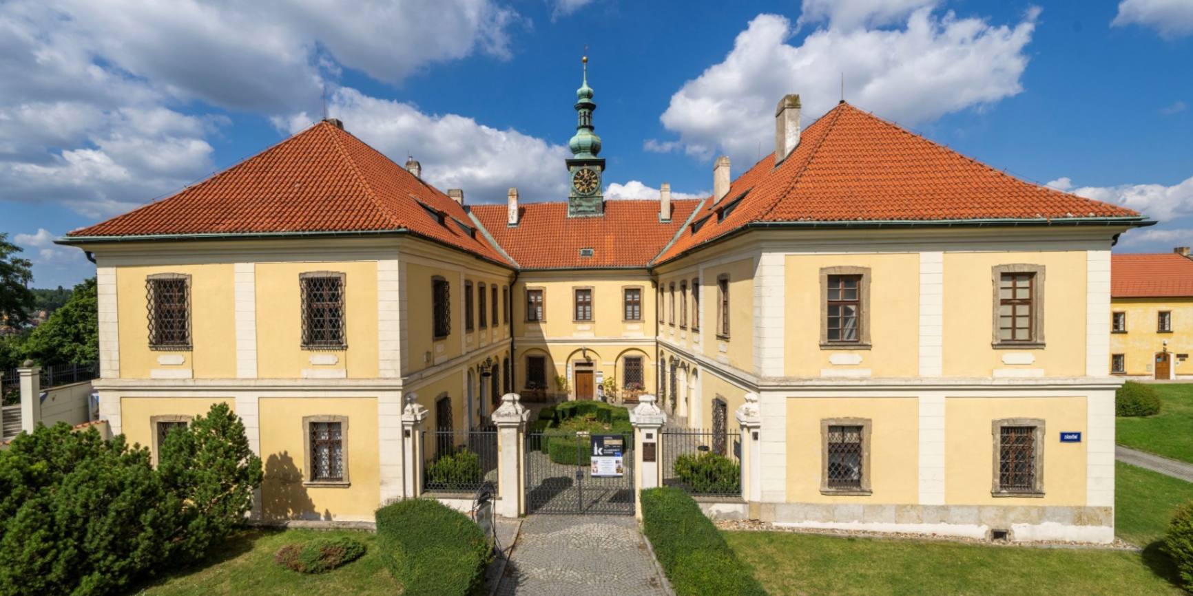 Kladenský-zámek