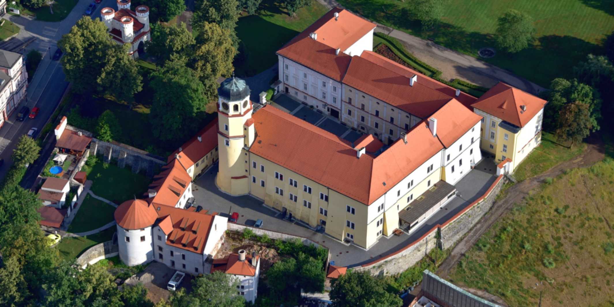 Vlašimský-zámek