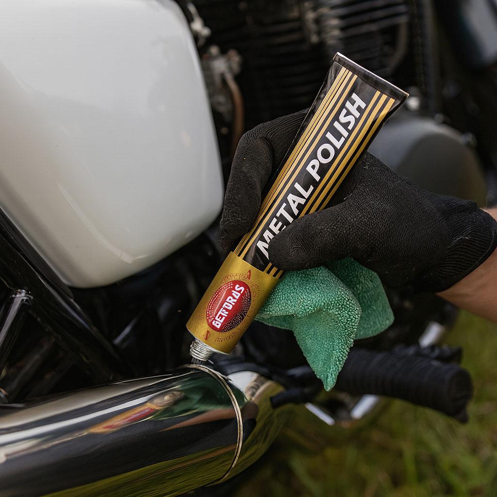 Lešticí a čisticí pasta na kovy Autosol