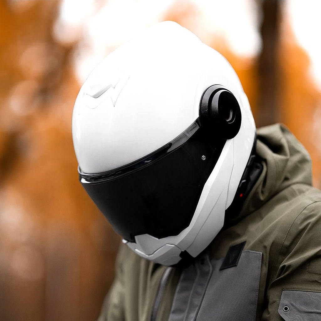 Helma na motorku Scorpion