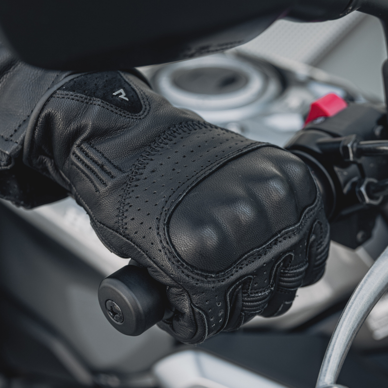 plastový chránič rukavice na moto Rebelhorn