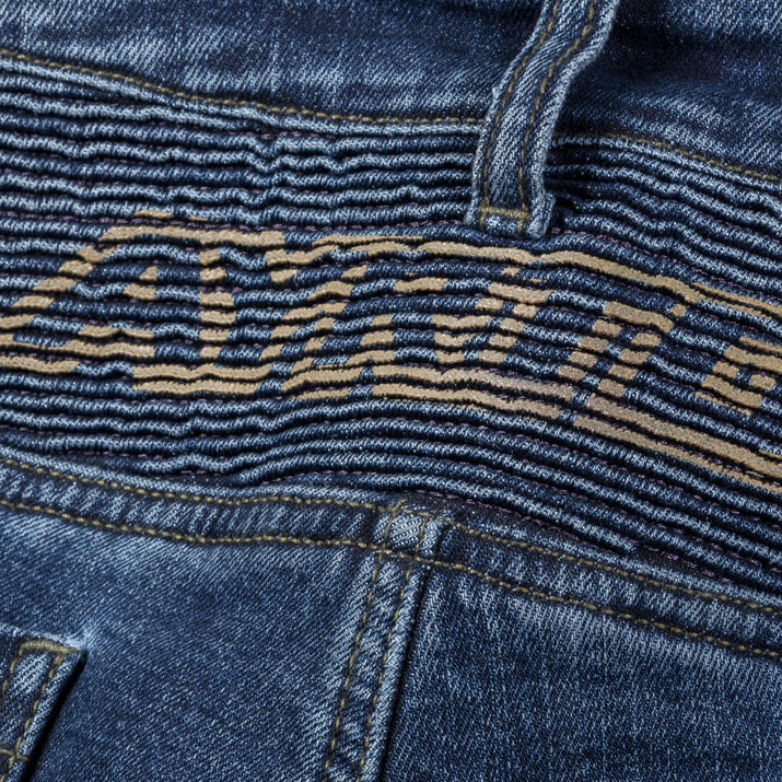 Stretch_panely_Ayrton