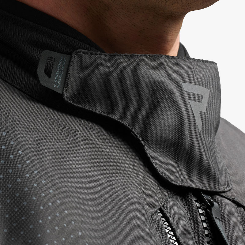 límec bundy na motorku Rebelhorn