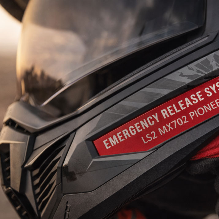 MX702_emergency_system