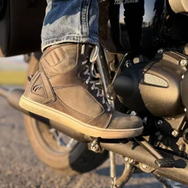 TPU chránič kotníku