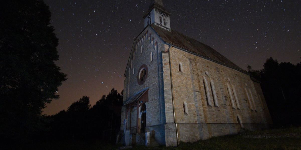 kamenný-kostel-staré-hamry