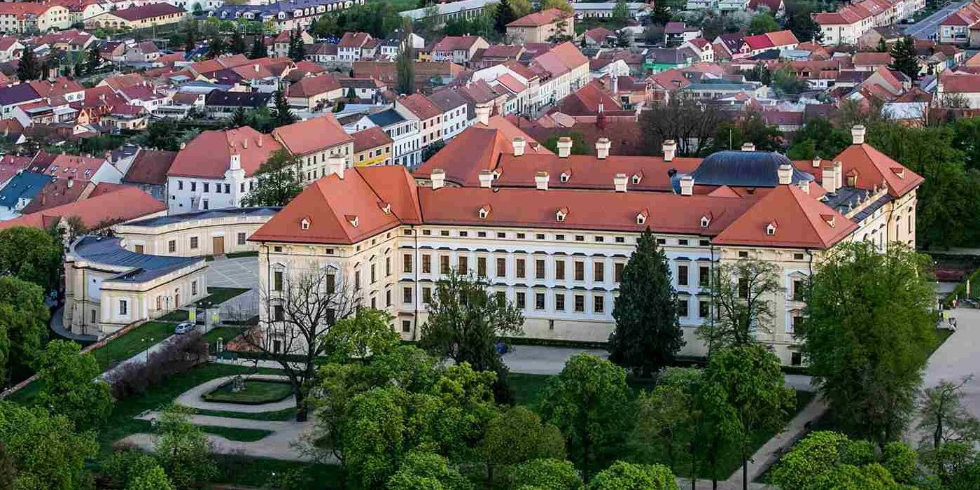 Barokní zámek Slavkov u Brno