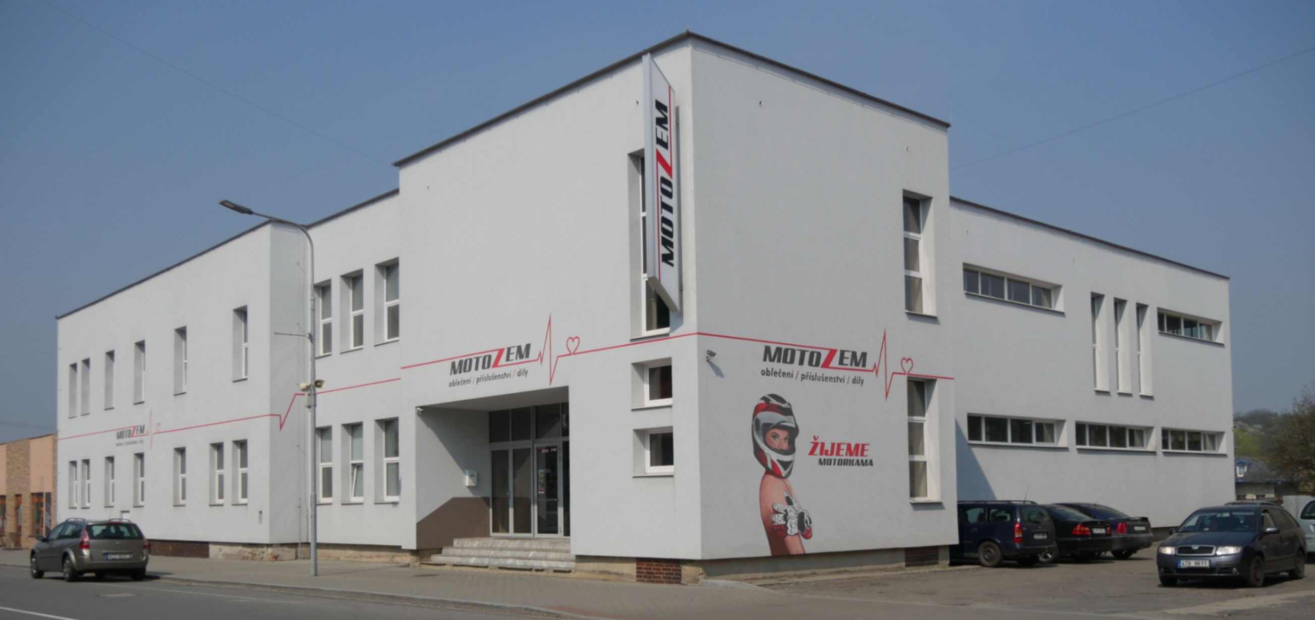 prodejna MotoZem Dobrá