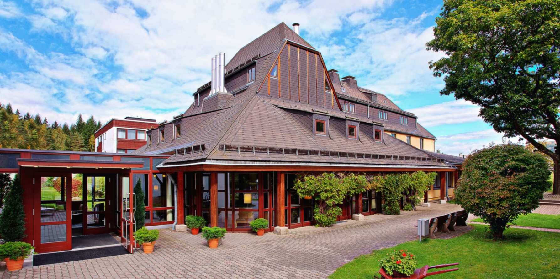 hotel Haus Silberbach s typickou německou architekturou