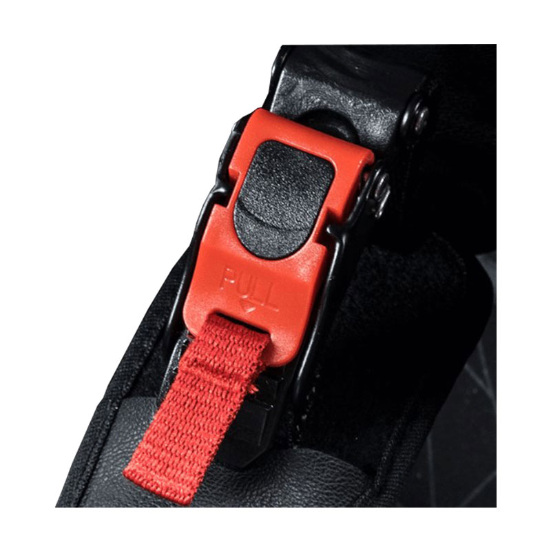 mikropřezka helmy Scorpion